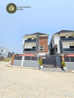 Newly Built Contemporary 5 Bedroom Fully Detached Duplex