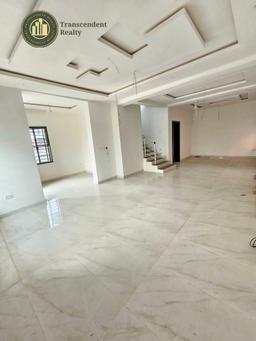 Newly Built Contemporary 5 Bedroom Fully Detached Duplex