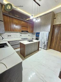 Newly Built, Contemporary 5 Bedroom Fully Detached Duplex