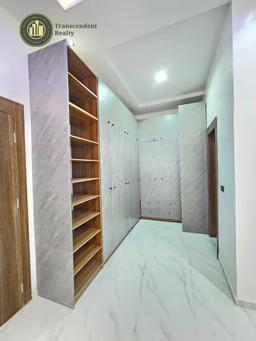 Newly Built Contemporary 5 Bedroom Fully Detached Duplex