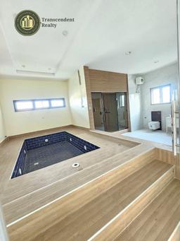 Deluxe 6 Bedroom Fully Detached Duplex with Bq