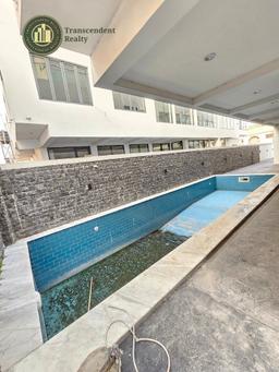 Deluxe 6 Bedroom Fully Detached Duplex with Bq