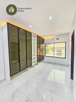 Newly Built Contemporary 3 Bedroom Apartments