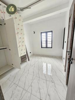 Newly Built Exquisite 3 Bedroom Apartments