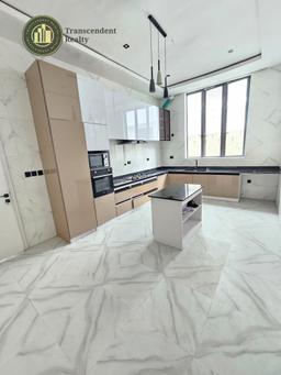 Exquisite 4 Bedroom Fully Detached Duplex