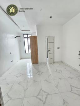 Exquisite 4 Bedroom Fully Detached Duplex