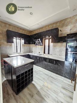 Newly Built 5 Bedroom Fully Detached Duplex