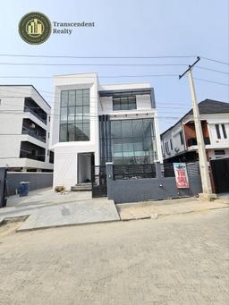 Newly Built Deluxe 5 Bedroom Fully Detached Duplex