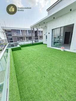 Newly Built Contemporary 5 Bedrooms Fully Detached Triplex with a Cinema