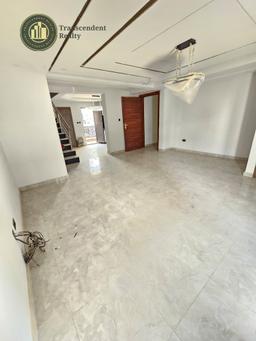 Newly Built 4 Bedroom Maisonette