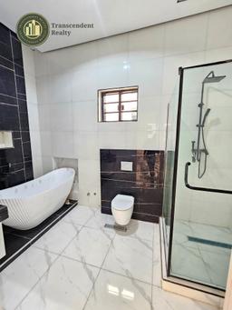 Newly Built Contemporary 5 Bedroom Fully Detached Duplex