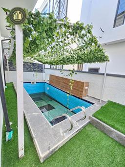 Newly Built Contemporary 5 Bedroom Fully Detached Duplex