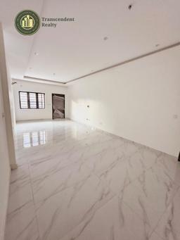 Newly Built Contemporary 2 Bedroom Apartments