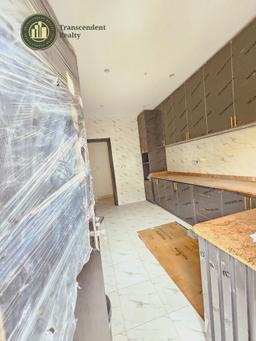 Newly Built Contemporary 2 Bedroom Apartments