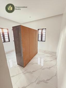 Newly Built Contemporary 2 Bedroom Apartments