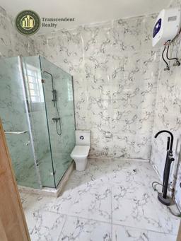 Newly Built Contemporary 4 Bedroom Terraced Duplex