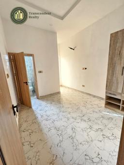 Newly Built Contemporary 4 Bedroom Terraced Duplex
