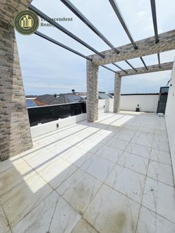 Newly Built Deluxe 5 Bedroom Fully Detached Duplex