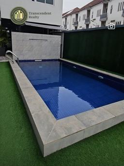 Exquisitely Designed 4 Bedroom Penthouse