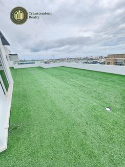 Exquisitely Designed 4 Bedroom Penthouse