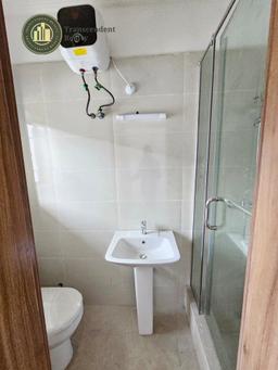 Newly Built Contemporary 4 Bedroom Terraced Duplex