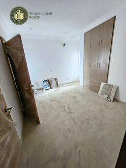 Newly Built Contemporary 4 Bedroom Terraced Duplex