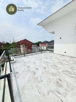 Newly Built Deluxe 5 Bedroom Fully Detached Duplex with Cinema and Swimming pool