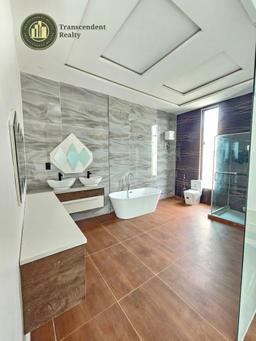 Newly Built Deluxe 5 Bedroom Fully Detached Duplex