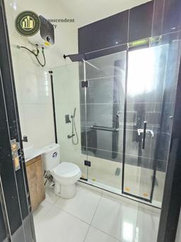 Newly Built Deluxe 5 Bedroom Fully Detached Duplex