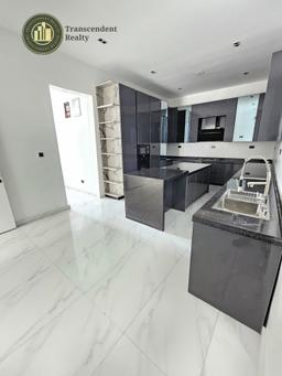 Newly Built Contemporary 5 Bedroom Fully Detached Duplex