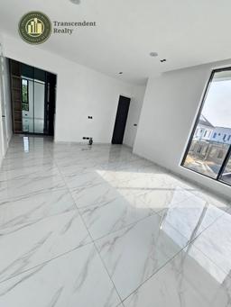 Newly Built Contemporary 5 Bedroom Fully Detached Duplex