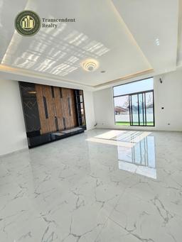 Newly Built Deluxe 5 Bedroom Fully Detached Triplex with Cinema and Swimming Pool