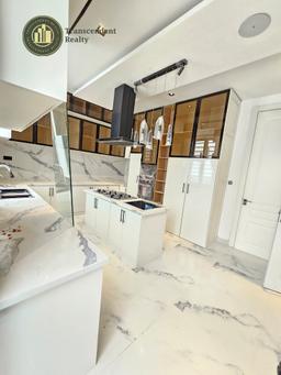 Newly Built Deluxe 5 Bedroom Fully Detached Duplex