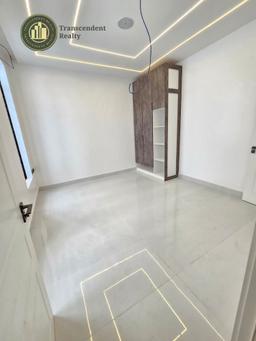 Newly Built Deluxe 5 Bedroom Fully Detached Duplex