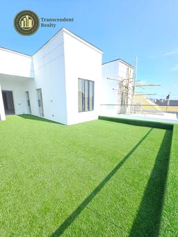 Newly Built Contemporary 5 Bedroom Fully Detached Triplex