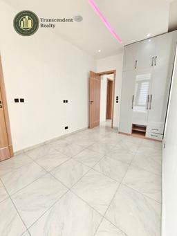 Newly Built Contemporary 4 Bedroom Fully Detached Duplex