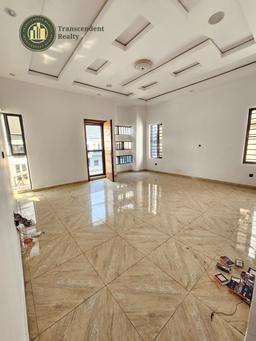 Contemporary 4 Bedroom Fully Detached Duplex