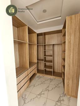 Newly Built Contemporary 4 Bedroom Duplex