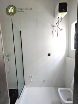 Newly Built Contemporary 5 Bedroom Fully Detached duplex