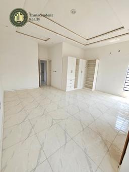 Newly Built Contemporary 4 Bedroom Semi-detached Duplex with Bq