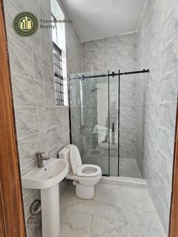 Contemporary 4 Bedroom Fully Detached Duplex