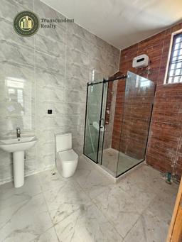 Newly Built Contemporary 4 Bedroom Semi-detached Duplex