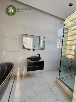 Newly Built Contemporary 4 Bedroom Semi-detached Duplex with Bq