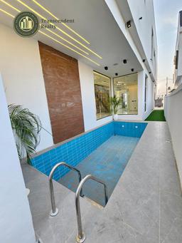 Newly Built Deluxe 5 Bedroom Fully Detached Duplex