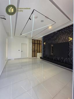 Newly Built Contemporary 5 Bedroom Fully Detached Duplex