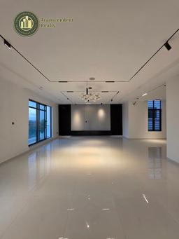 Newly Built Spacious 5 Bedroom Fully Detached Triplex