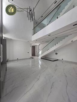 Newly Built Deluxe 5 Bedroom Fully Detached Triplex