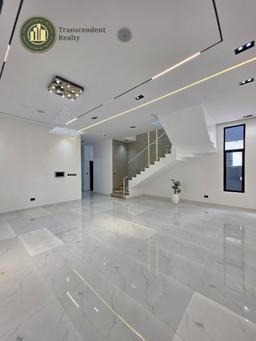 Newly Built Deluxe 5 Bedroom Fully Detached Duplex