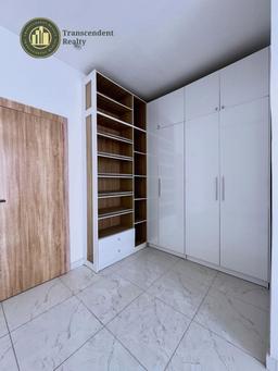 Newly Built Contemporary 4 Bedroom Terraced Duplex