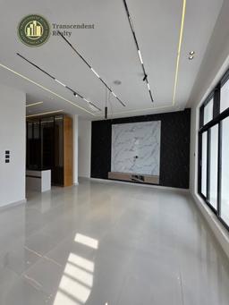 Deluxe 5 Bedroom Fully Detached Duplex